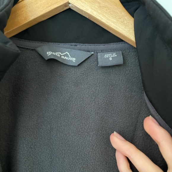 NWT Eddie Bauer Women’s Soft Shell Jacket - Picture 4 of 9